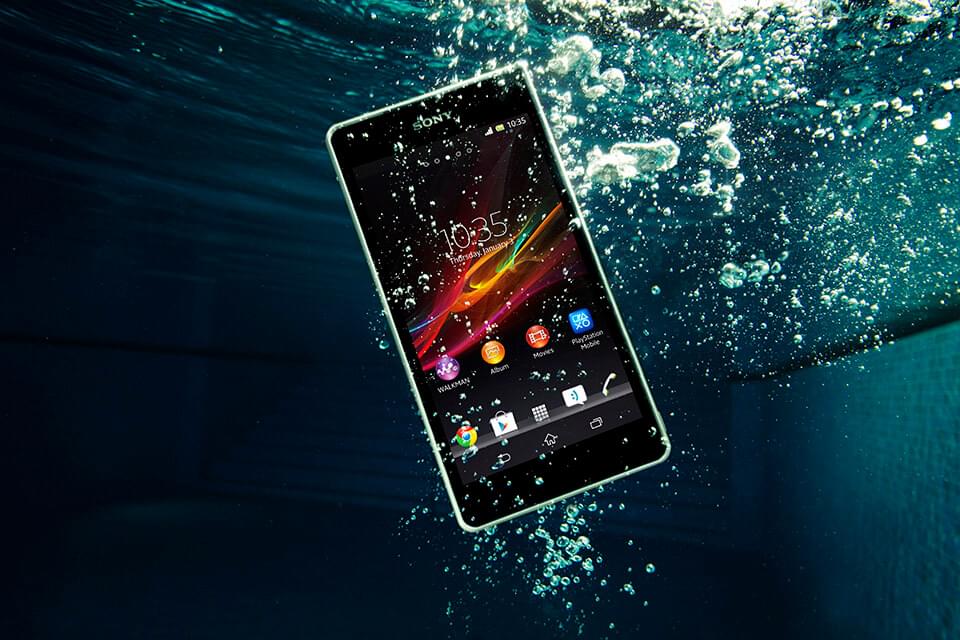 Sony-Xperia-ZR-Waterproof-Smartphone