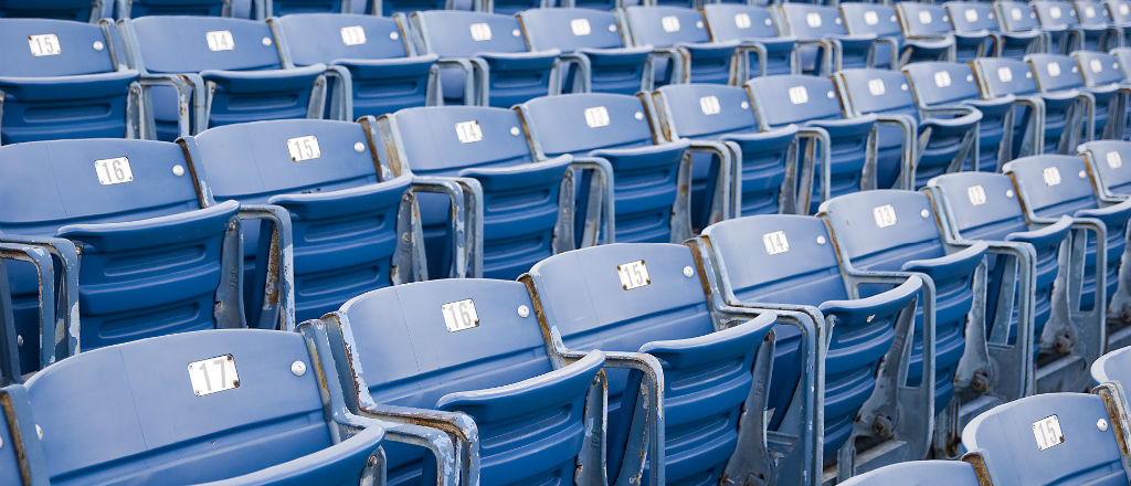 達人分享-專業機構-Greer_Stadium_blue_seats