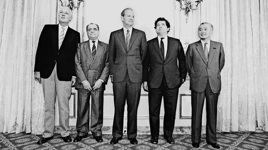 廣場協議五國財政部長合照